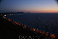 Панорама Эгейского побережья на закате с горы Монте Смит