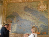 Старинные карты по стенам Ватикана