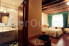 Hotel Corot