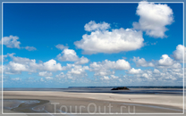 вид с аббатства МОН СЕН-МИШЕЛЬ ( Mont Saint-Michel )