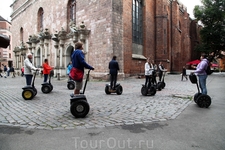 А вот так проводят экскурсии в Риге А вот так проводят экскурсии в Риге