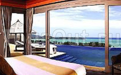 Phuket Pavilions Hotel