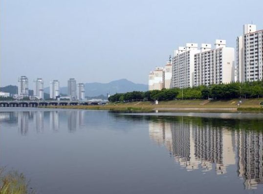 Hongin Tourist Hotel