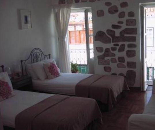 Calcada Guesthouse