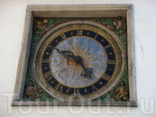 старинные часы 1684 года, и вроде точное время показывают