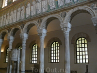 Равенна, Basilica di SantApollinare nuovo