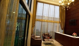 Alisha Court Hotel & Residence