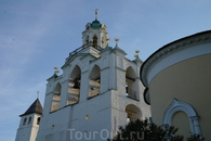 Спасо-Преображенский монастырь в Ярославле, впервые упомянут в летописи 1186 г.