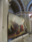 В верхнем храме. Эти картины по завершению реставрации поступят в главный дворец Архангельского