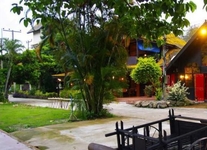 Areeya Phuree Resort