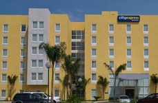 City Express Saltillo Sur