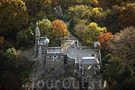 Замок Бельведер на вершине Скалы Vista Rock, Центральный парк, Манхэттен, Нью-Йорк