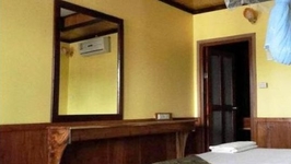 Pans Residence
