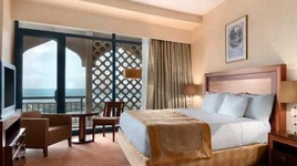 Hilton Alger