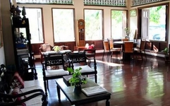 Baan Khun Poh Hotel