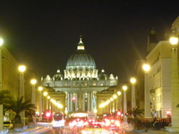 Ночной Ватикан.