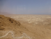 Следующий день. В пустыни. Бескрайние пустыни. Остановка 1 - на Северо-Западе Мертвого моря - Кумран