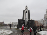 Остров слез. Часовня (вид с другой стороны)