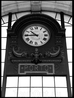 Часы в здании вокзала.