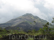 Вулкан Батур, вид с лавового поля