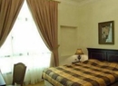 Фото Landmark Suites
