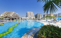 Фото отеля Aparthotel Holiday Фото отеля Aparthotel Holiday
