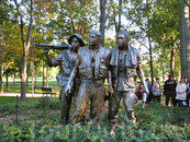 Мемориал ветеранов Вьетнама. Скульптура «Три солдата».
