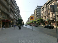 Одна из главных улиц города - улица Эгнатия