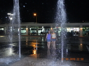 Поющие фонтаны  - в центре Кемера на площади
