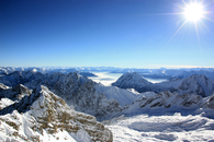  Вид с Zugspitze, 2962m в сторону Австрии
