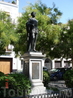 Памятник Дону Жуану (он же юный Ленин) в Севилье.
