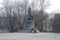 Памятник С.О.Макарову