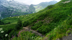 Тропа от Армянского перевала к приюту Фишт
