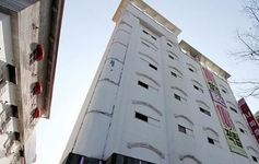 Nabi Hotel