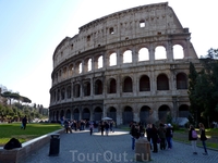 Самая известная в мире развалина, фирменный знак античного Рима, Колизей (Il Colosseo).Колизей, возможно,никогда бы не был построен,не реши Веспасиан изничтожать ...
