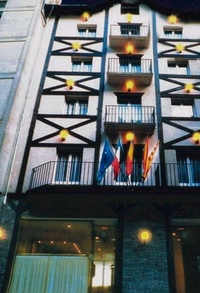 Фото отеля Sant Jordi Hotel