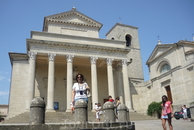 Сан-Марино.  Базилика  Санто-Пьеве, построена в 1838 году по проекту архитектора  Антонио  Серра .