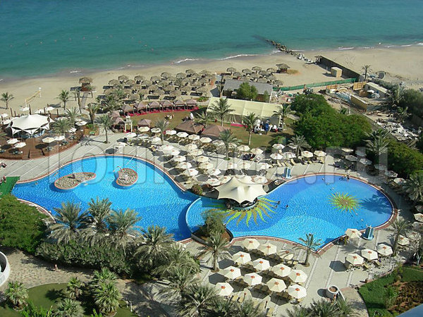 Le Meridien Al Aqah Beach Resort