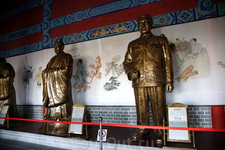Мыс Чэншаньтоу – это самая крайняя восточная точка полуострова. Здесь в свое время побывал император Цинь Шихуан, совершавший поездку в поисках «эликсира ...