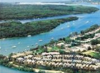 Australis Noosa Lakes Resort