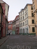 Знаменитая улица Риги (здесь проходили съемки "Семнадцать мгновений весны", "Дартаньян и три мушкетера".