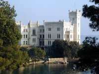 Замок Мирамаре