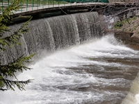 Водоскат возле отеля Jermuk Armenia