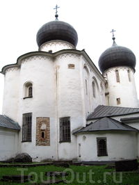 Антониев монастырь в Новгороде