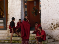 Бутан.Монастырь Симтоки