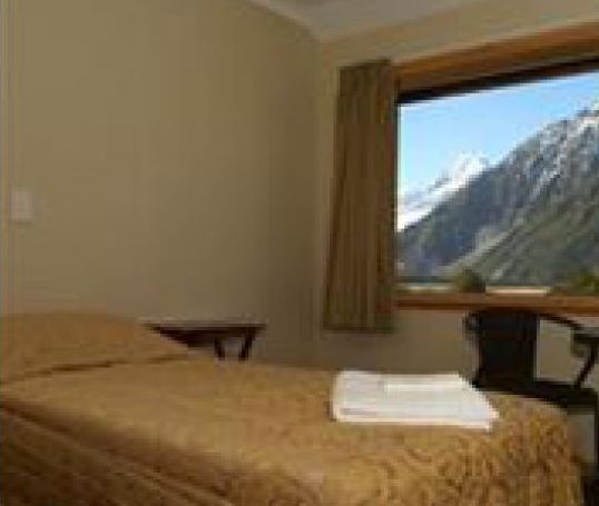 Aoraki Mount Cook Alpine Lodge