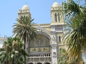 Тунис, столица Туниса. Современный центр. Католический храм.