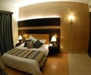 Фото Sun Hills Suites Hotel Maameltein