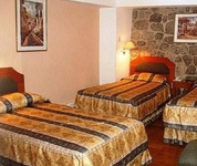 Del Prado Inn