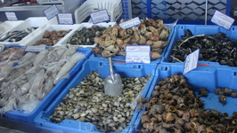 На рыбацком рынке